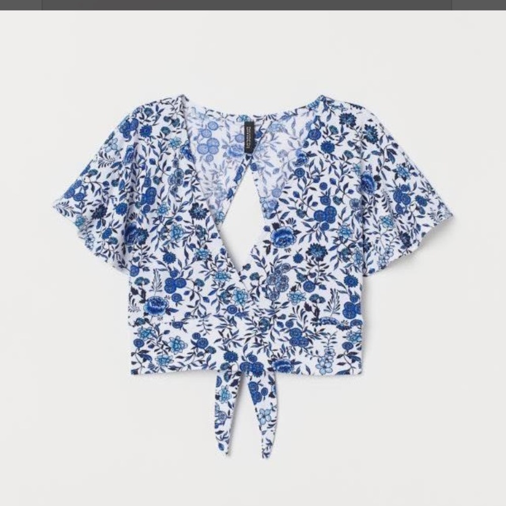 H&M Floral Tie Back Crop Top